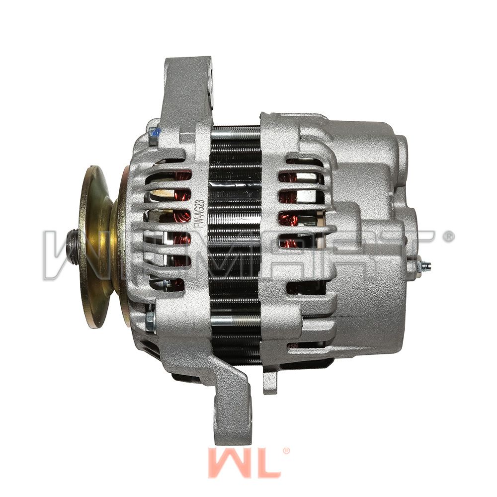 Генератор Mitsubishi S4Q2 (32A68-00301)