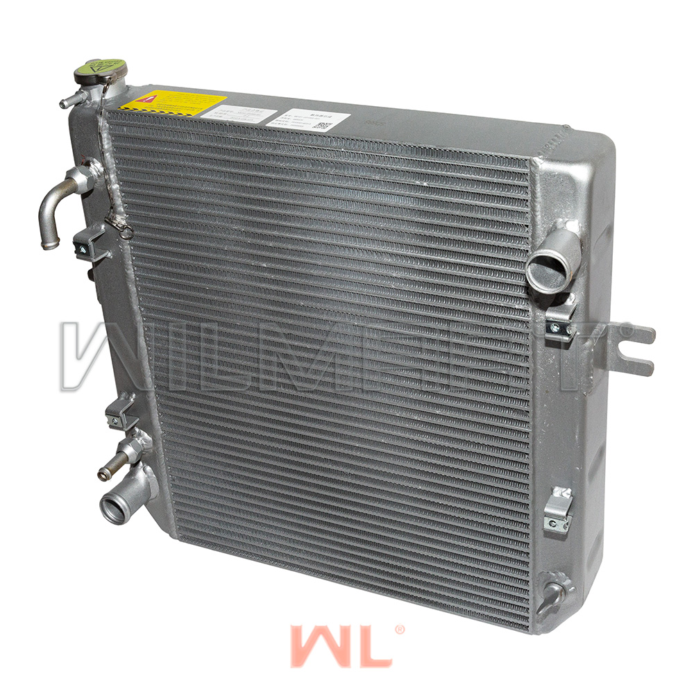 Радиатор HC CPQD10-18X 05.2018- (XR161-331000-001)