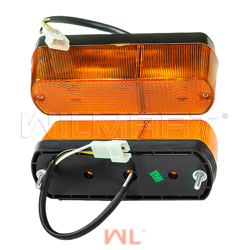 Поворотник передний TCM (216G2-40701)