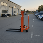 Штабелер ручной г/п 1000кг, подъем вил 3м, max высота мачты 3,6м (SYC-1030)