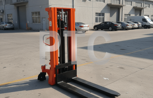 Штабелер ручной (г/п 1000кг, подъем вил 2,5м, max высота мачты 3,1м) (SYC-1025)